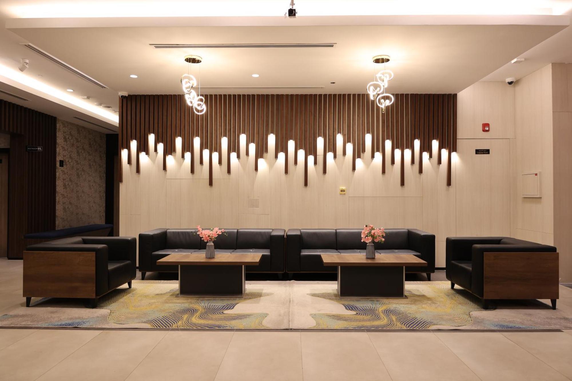 Kingsgate Canal Hotel By Millennium Dubai Exterior foto